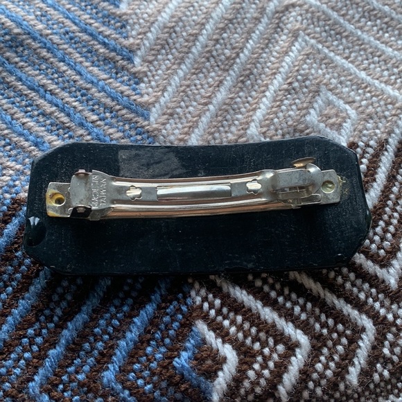 Hand Painted Hair Clip - Picture 2 of 5